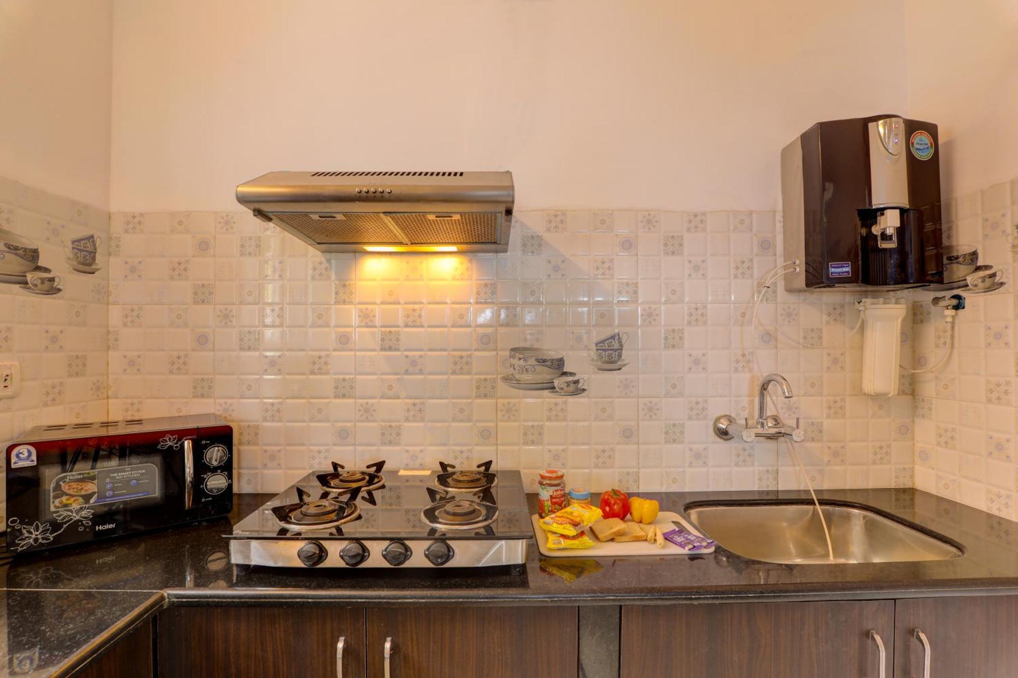 Jaqk Holidays - 9Bhk Villa For Big Groups, Private Pool-Wifi-Cartaker-Parking, North Goa Baga Ngoại thất bức ảnh